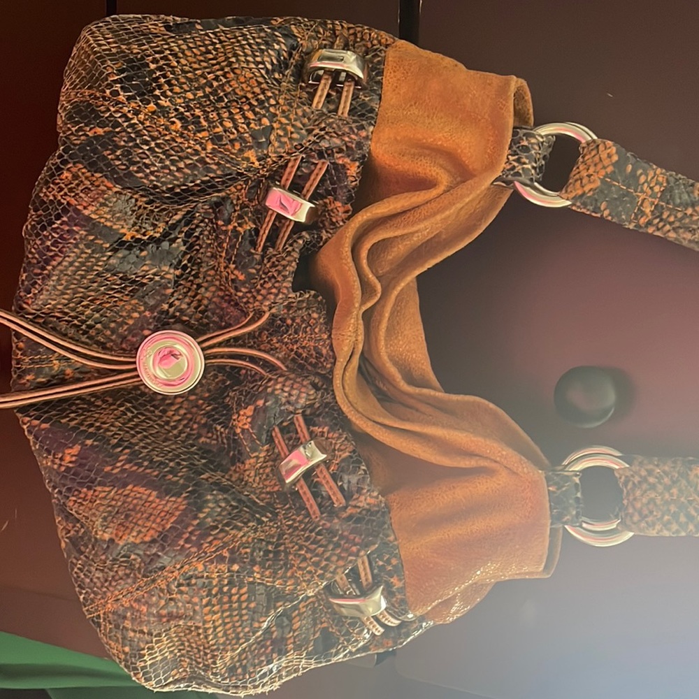 GUC B makowsky snake print bag